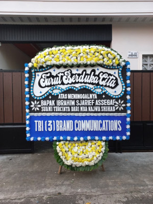 Papan Bunga Duka di Bendan Ngisor